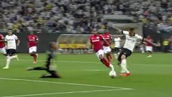 Guerrero le marcó este gol a Dida en el Arena do Corinthians