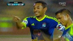Golazo de 60 metros de Lobatón ganó votación de El Comercio