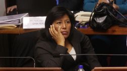 Congresista Condori evalúa alejarse de la bancada de Gana Perú