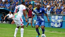 Futbolistas de Ecuador iniciaron una huelga indefinida