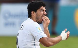 FIFA informó a Conmebol: no reducirá la sanción a Luis Suárez 