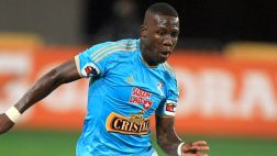 Peñarol de Uruguay piensa contratar a Luis Advíncula