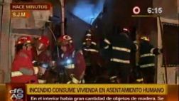 Un incendio consumió una chatarrería en San Juan de Miraflores