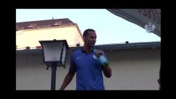Rio Ferdinand cumplió rito de 'iniciación' en su nuevo club