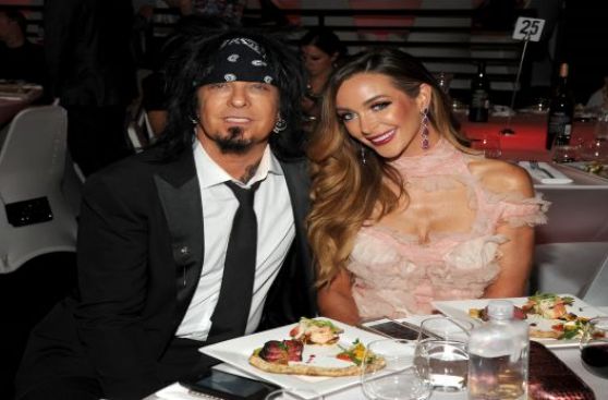 Bajista de Mötley Crüe planea ser un hombre de familia