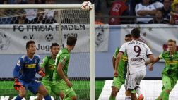 Lewandowski te muestra cómo marcar un gol de manera excepcional