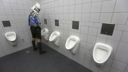 ¿Por qué la mayoría de baños públicos en el Perú están sucios?
