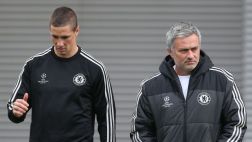 Fernando Torres no se va del Chelsea, aseguró José Mourinho