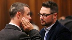 Hermano de Oscar Pistorius se estrelló con su auto en Sudáfrica
