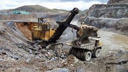 El Minem dio luz verde al EIA del proyecto de cobre Tía María