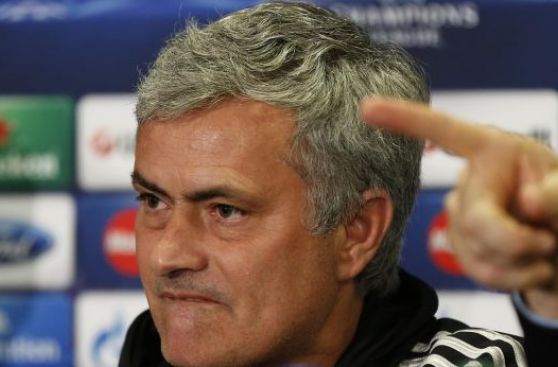 Mourinho volvió a la carga y tuvo duras palabras contra árbitro