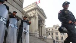 Editorial: ¿Quién protege a la policía?