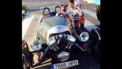 Arbeloa llegó con un llamativo auto a las prácticas del Madrid