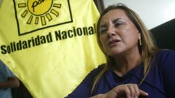Rosa Núñez renunció a Solidaridad Nacional y se une a apristas