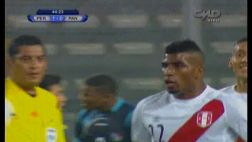 Carlos Ascues anotó su primer gol con la selección peruana