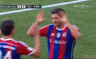 Otro golazo de Lewandowski: mira el tanto del polaco con Bayern