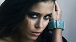 DIY: Brilla en tu cita nocturna con este dramático maquillaje