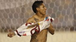 Universitario ganó 1-0 a San Simón y está a 2 puntos de Melgar