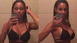 Novia de Balotelli causa furor en Instagram con estos selfies