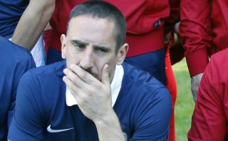 Presidente de fútbol francés confía en que Ribéry medite retiro