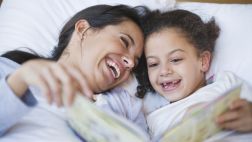 Disfruta del tiempo con tus hijos y lean juntos en casa