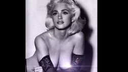 Madonna celebra sus 56 años con osado 'topless'