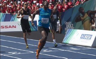 Usain Bolt ganó en Río de Janeiro y celebró bailando samba