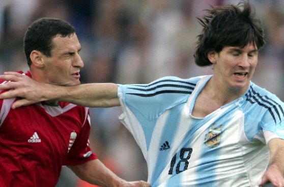 Un día como hoy, Messi debutó con expulsión con Argentina