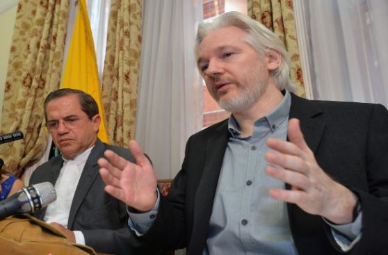 Assange piensa abandonar pronto la embajada de Ecuador