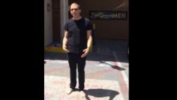 "Two and a Half Men" respondió así al reto de Charlie Sheen
