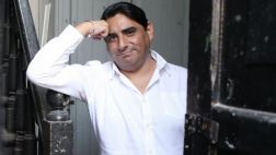¿Cuál será el futuro laboral de Carlos Álvarez?