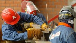 Salarios de convenios colectivos aumentaron un 5% en 2016