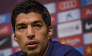Luis Suárez pagará de su bolsillo multa que le aplicó la FIFA