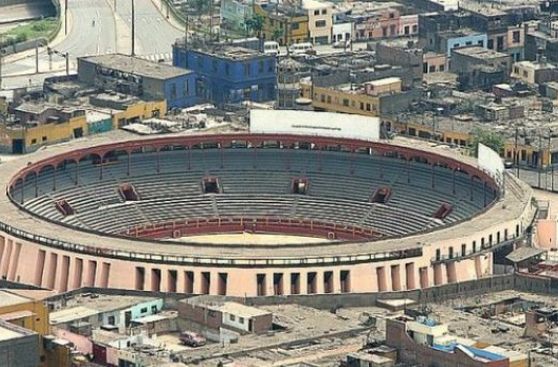 La arena más fértil, por Josefina Barrón