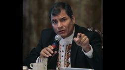 Rafael Correa habla de caerle a patadas a un periodista