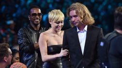 ¿Realmente no tiene hogar el amigo indigente de Miley Cyrus?