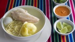 Afición por el caldo de gallina empuja importaciones del ave