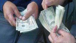 Dólar vuelve a romper récords de los últimos cuatro años
