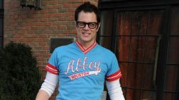 Johnny Knoxville de "Jackass" tendrá serie basada en su niñez