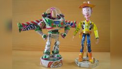 Artista japonés crea sorprendentes esculturas con latas vacías