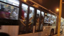 Automóvil bloqueó vía del Metropolitano durante 20 minutos