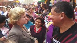 Pilar Nores acompañó a Enrique Cornejo en recorrido por mercado