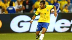 Robinho está de vuelta: Dunga lo convocó en Brasil por Hulk