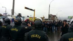 Contra corredor azul: transportistas protestan en el Rímac
