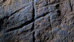 Hallan primeros vestigios de arte rupestre neandertal