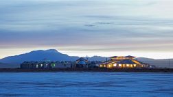 Este hotel de Bolivia está construido completamente de sal