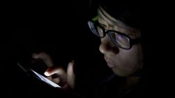 ¿Cómo evitar que te roben fotos (y más) del celular?