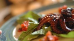 Dieta mediterránea reduce un 30% el riesgo de cáncer de mama