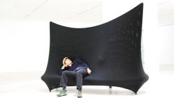 ¿Es un sofá o una pared? Conoce este objeto llamado Wallfa