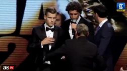 Goleador en Holanda se desmayó en ceremonia de premiación